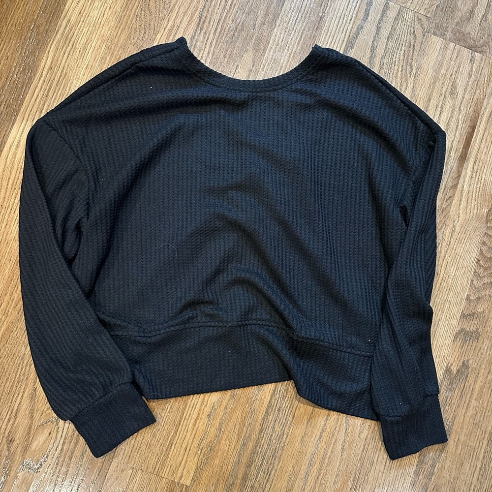 NWOT black open back sweater